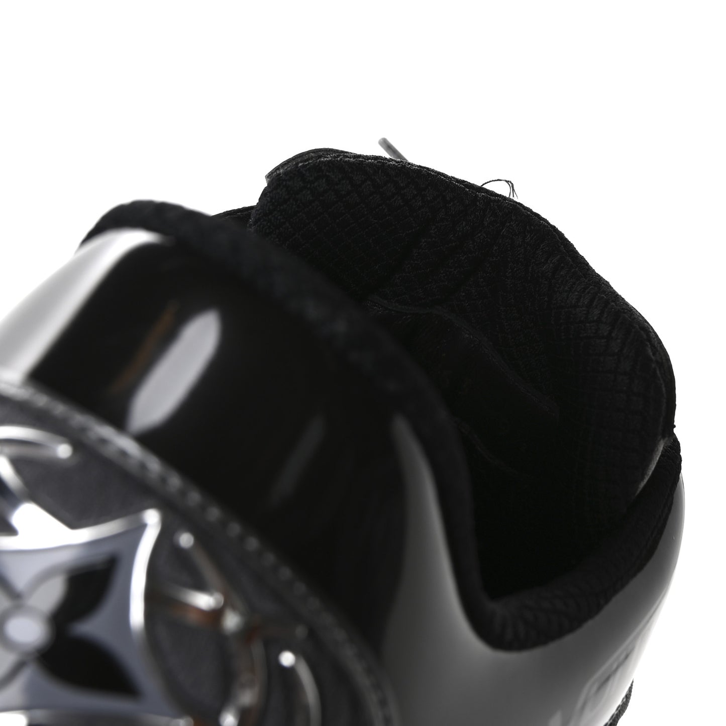 Monogram Discovery Lace Up Sneakers 9.5 Black Silver