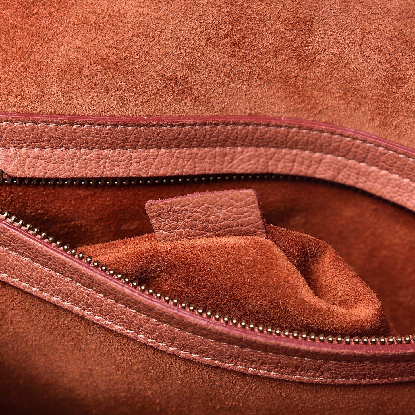 Shiny Grained Calfskin Medium Phantom Luggage Terracotta