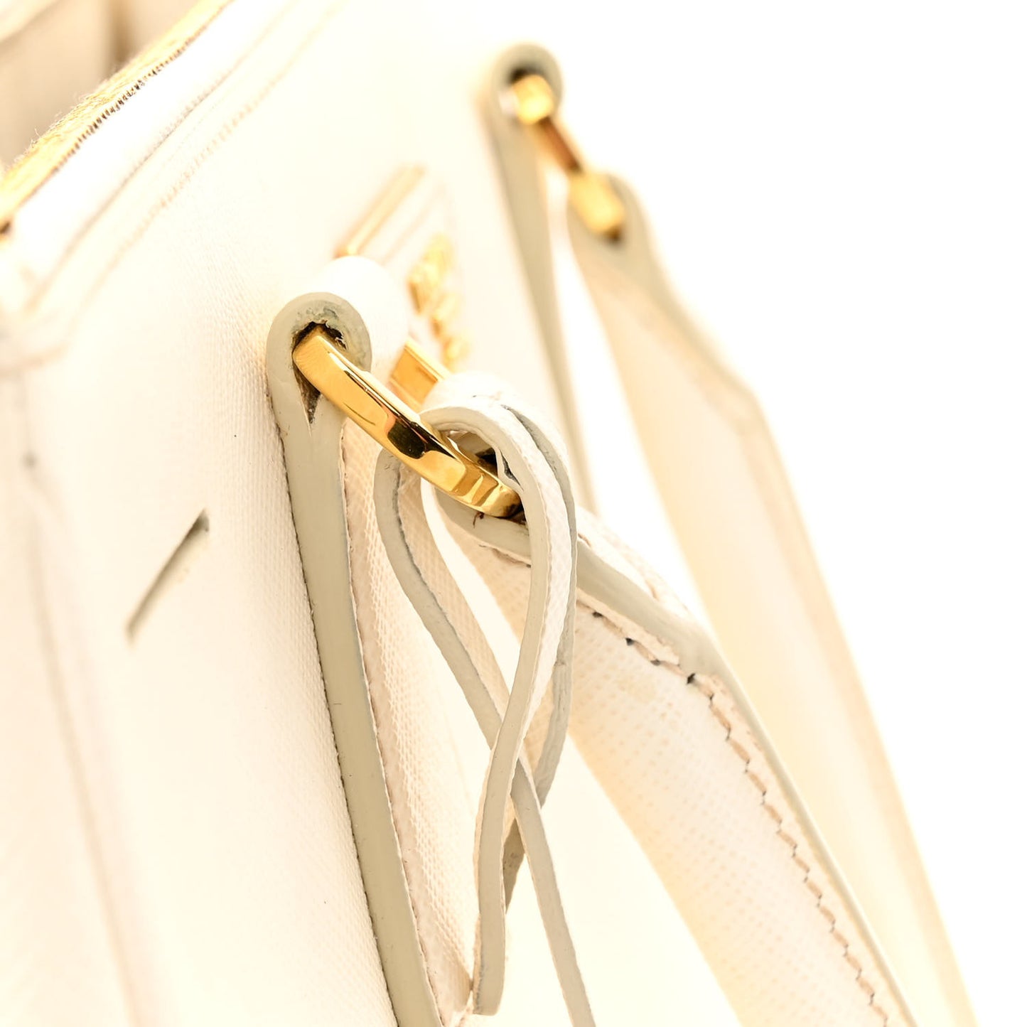 Saffiano Medium Galleria Double Zip Tote Talco