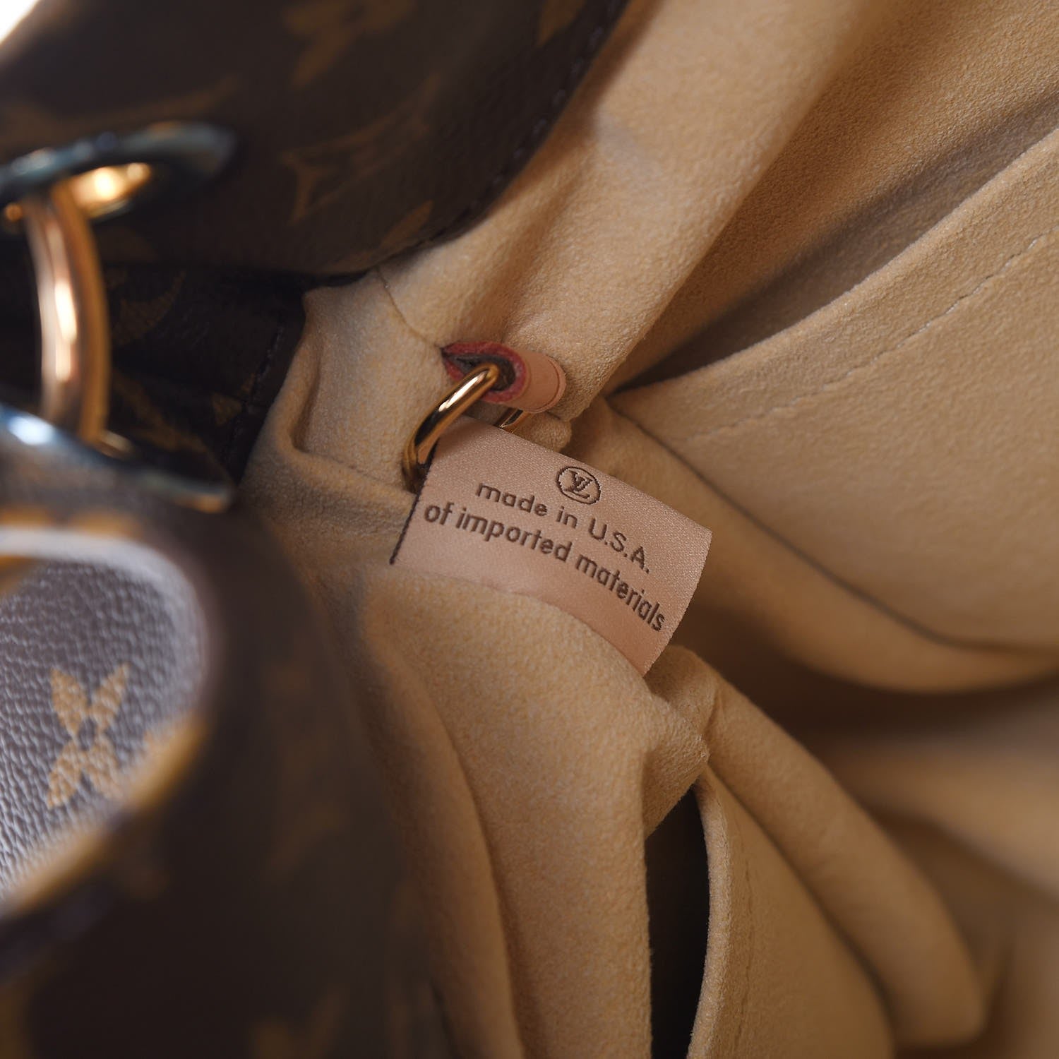 Louis Vuitton Monogram Artsy MM 7 of 10