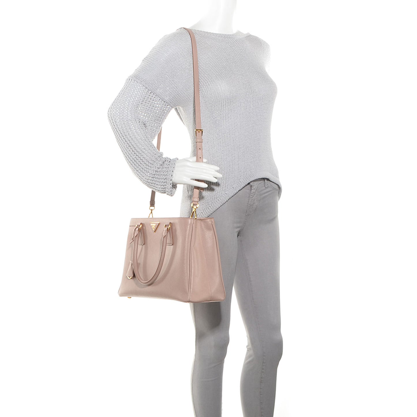 Saffiano Lux Medium Tote Cammeo