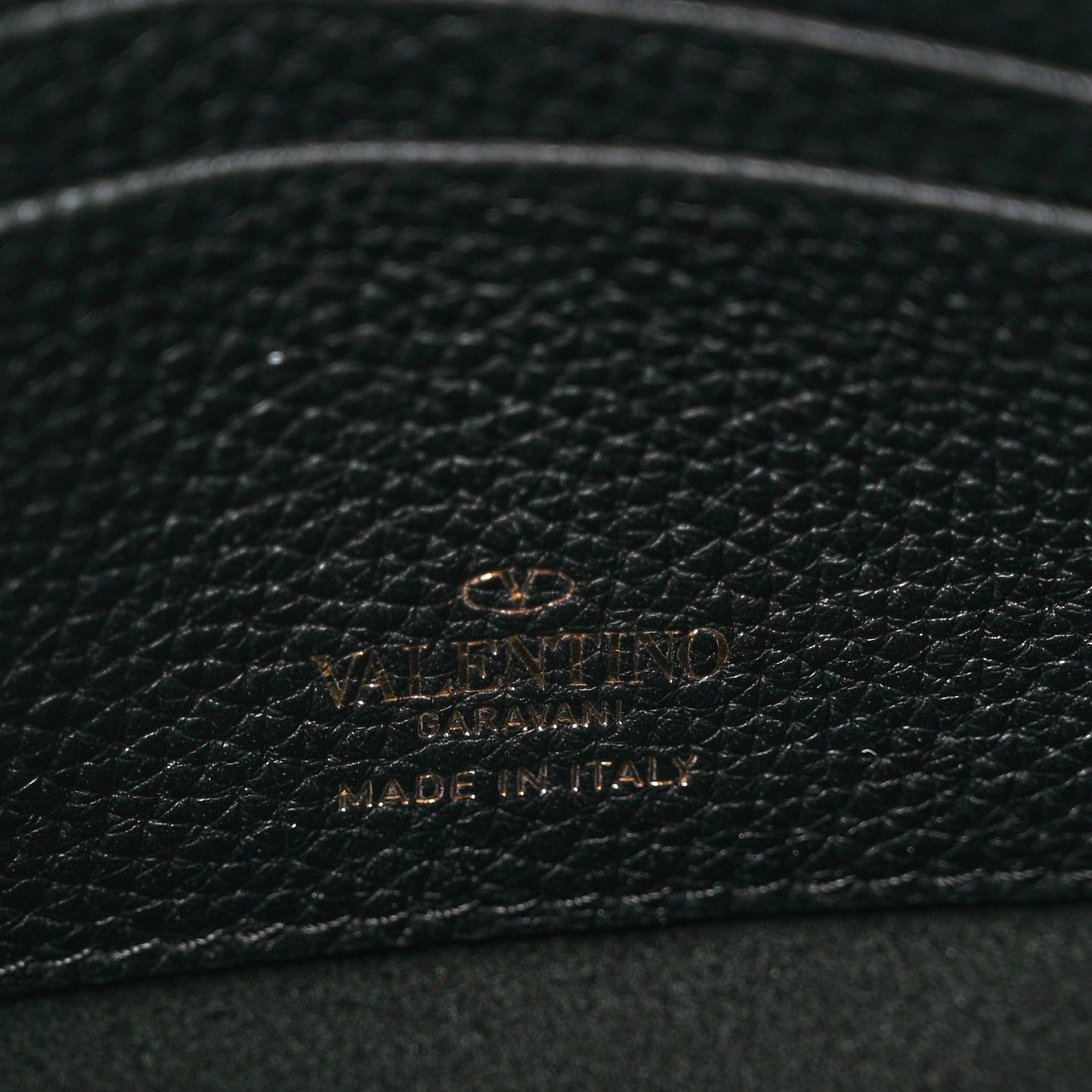 Nappa Medium Rockstud Flat Pouch Black