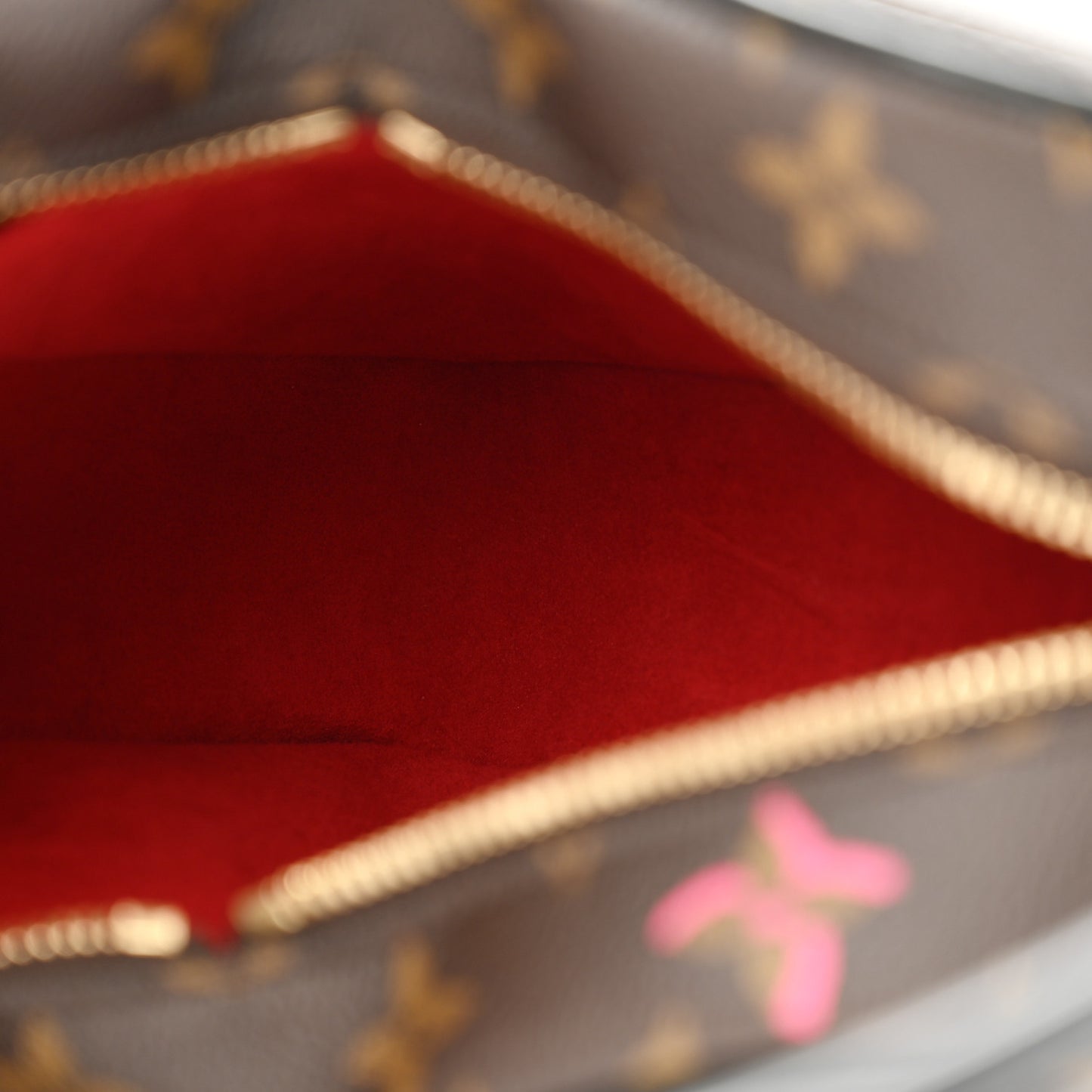 Monogram Fall In Love Sac Coeur