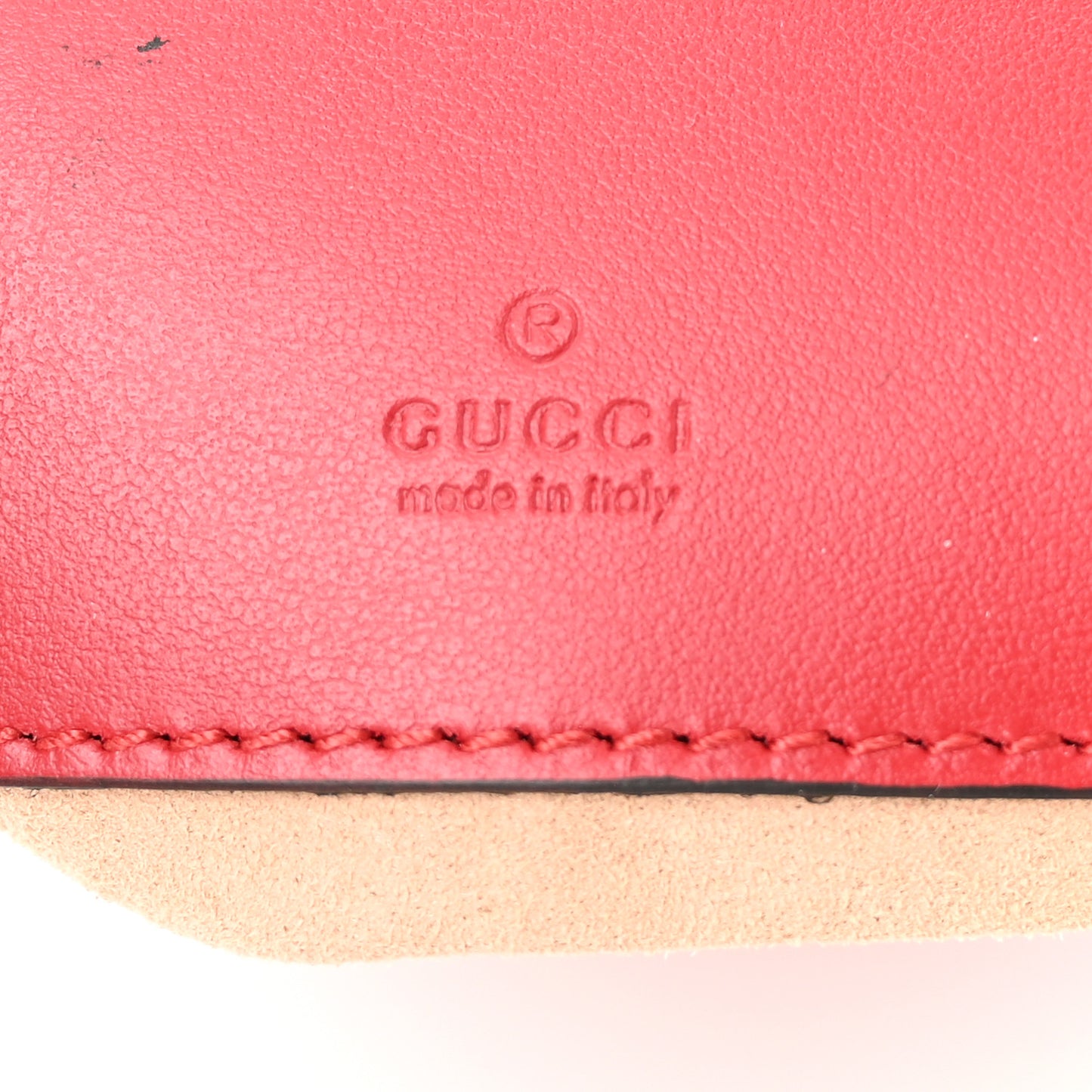 Calfskin Matelasse Mini GG Marmont 2.0 Bucket Bag Hibiscus Red