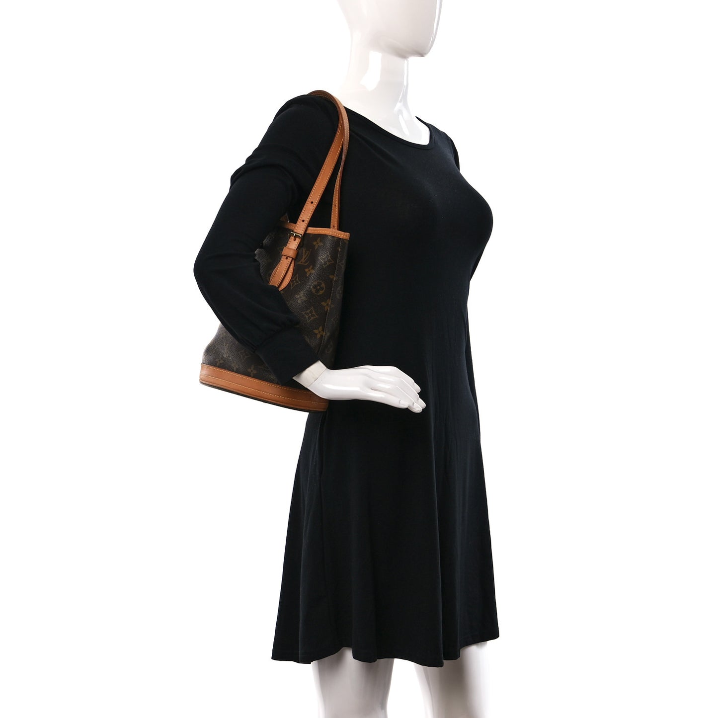 Monogram Petit Bucket 23