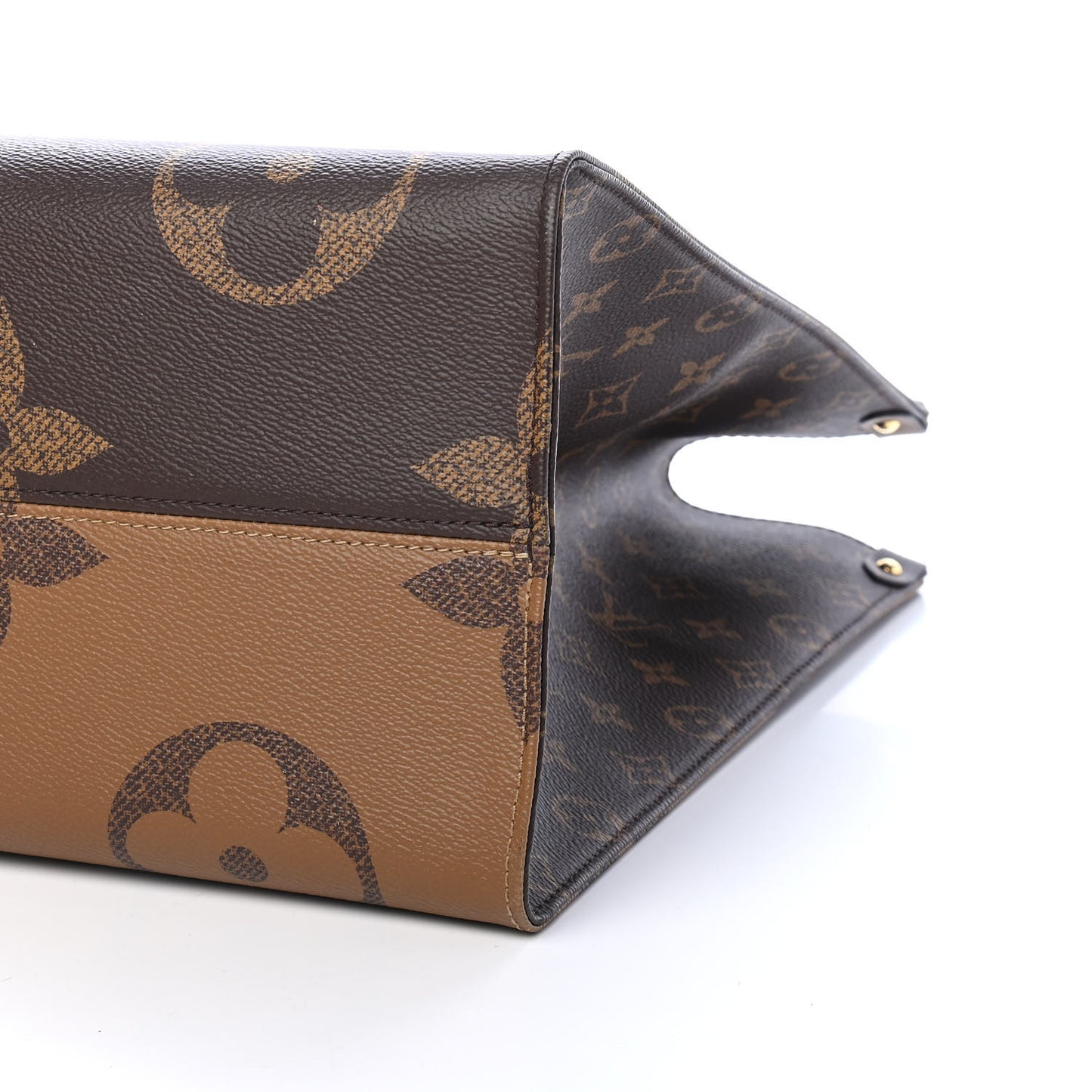 Reverse Monogram Giant Onthego GM