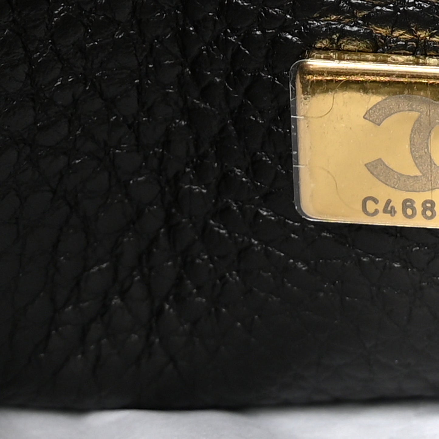 Grained Calfskin Boucle Urban Essentials Small Shopping Bag Ecru Black