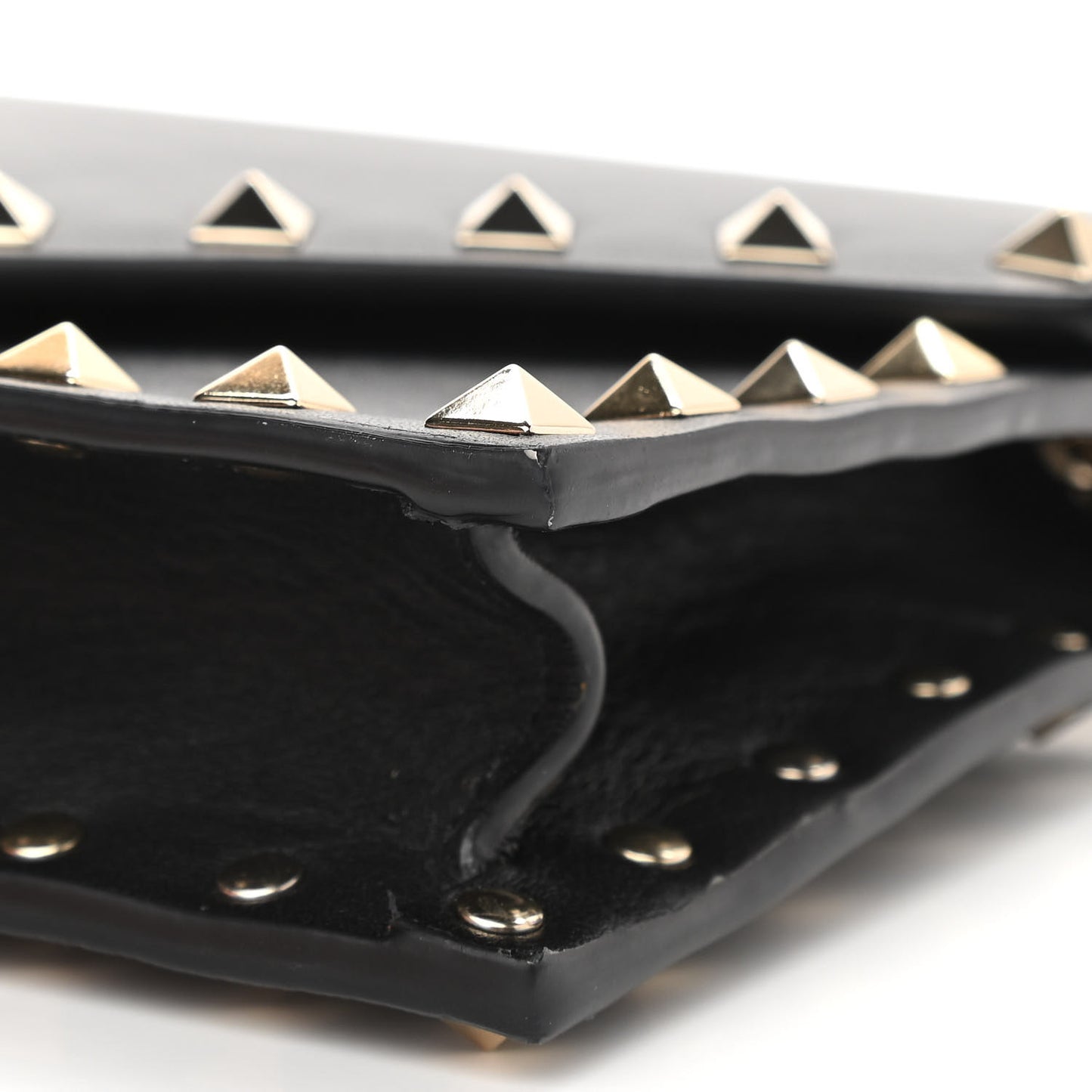 Vitello Rockstud Envelope Wallet on Chain Black