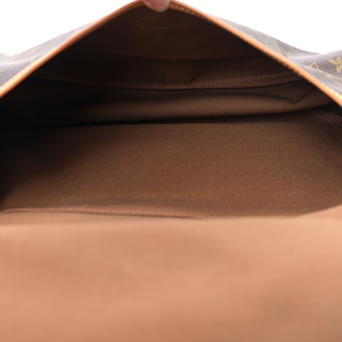 Monogram Saumur 35
