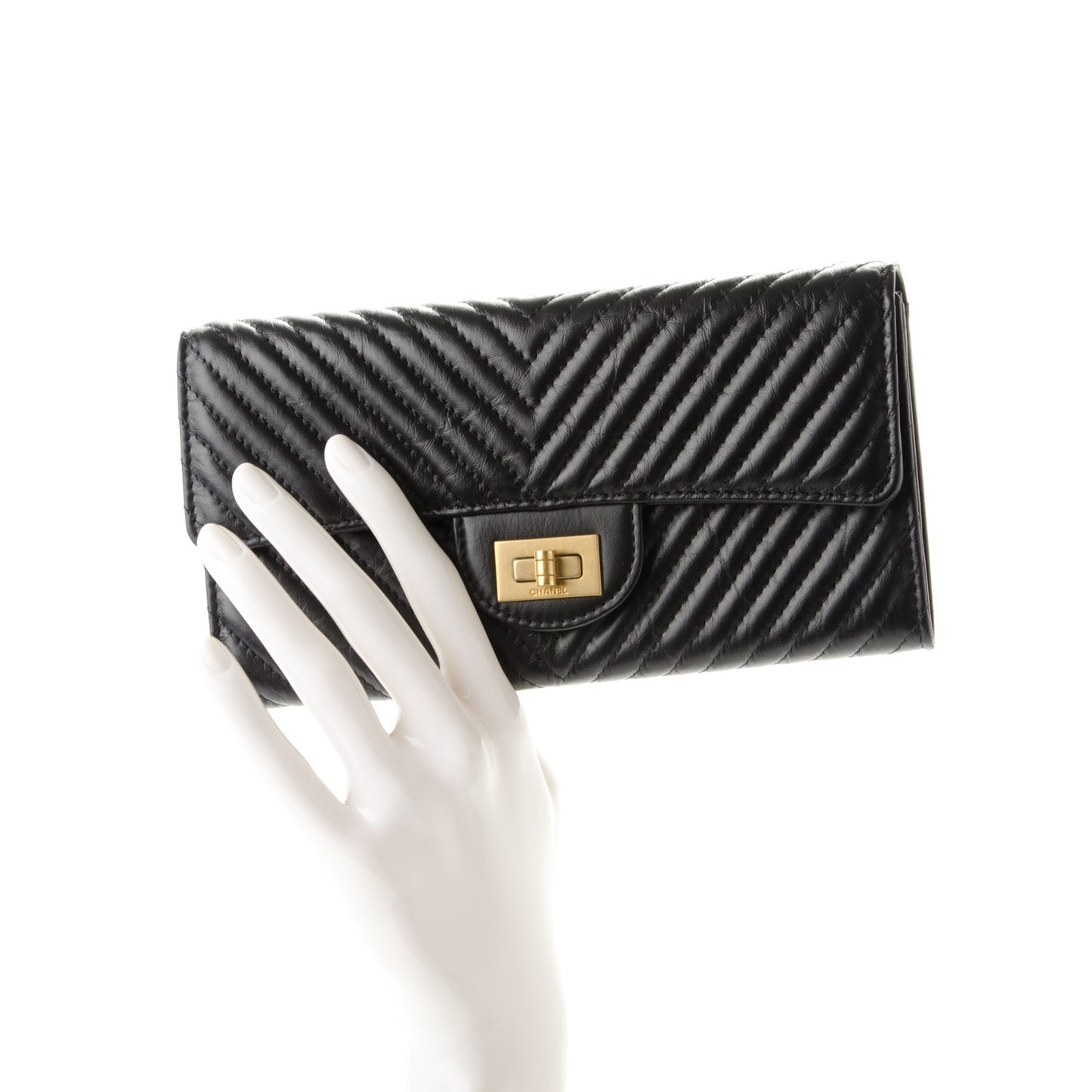 Calfskin Chevron Quilted 2.55 Reissue Flap Wallet Black