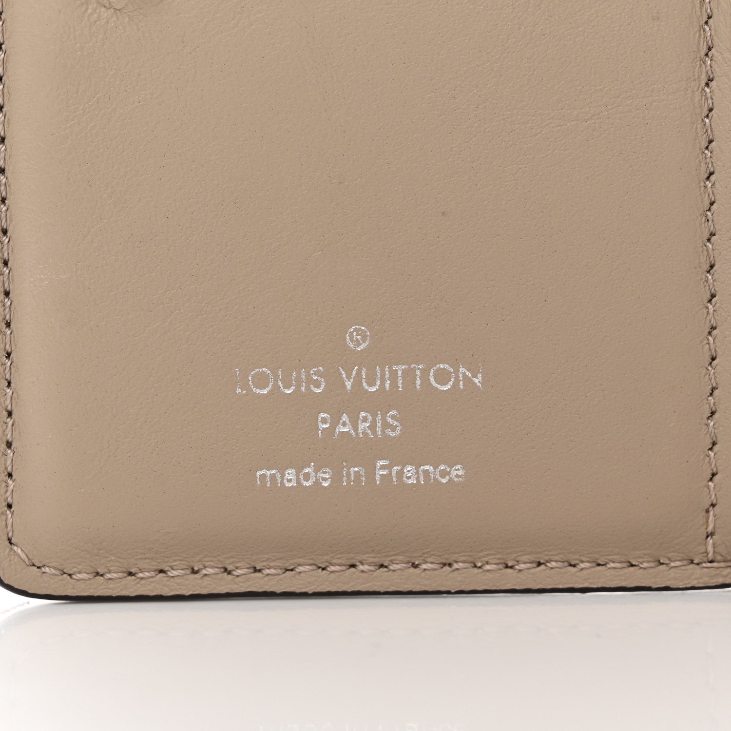 Louis Vuitton Mahina Clea Wallet Galet 6 of 9