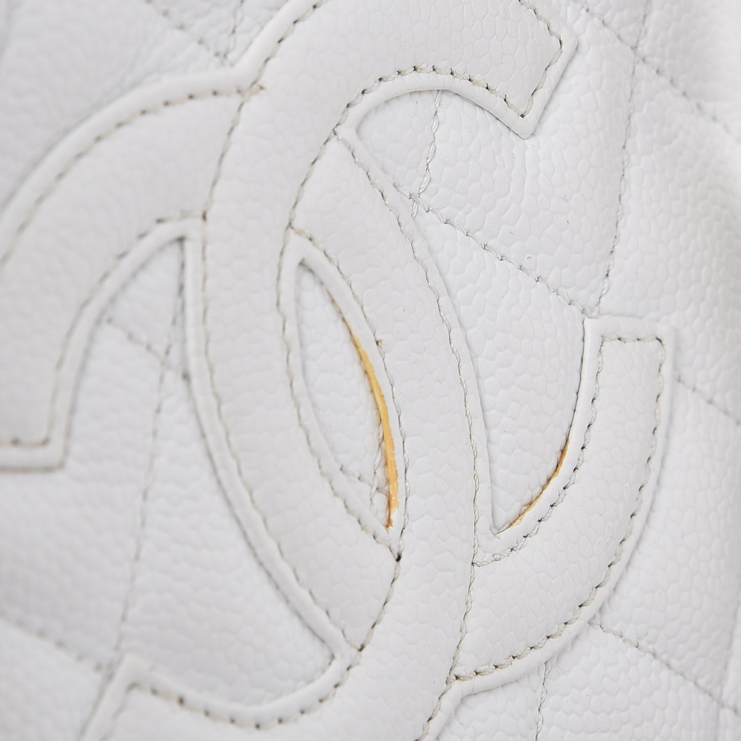 Caviar Quilted Petit Timeless Tote PTT White