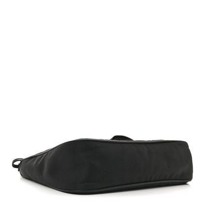 Prada Nylon Re-Edition 2005 Shoulder Bag Black 4 of 15