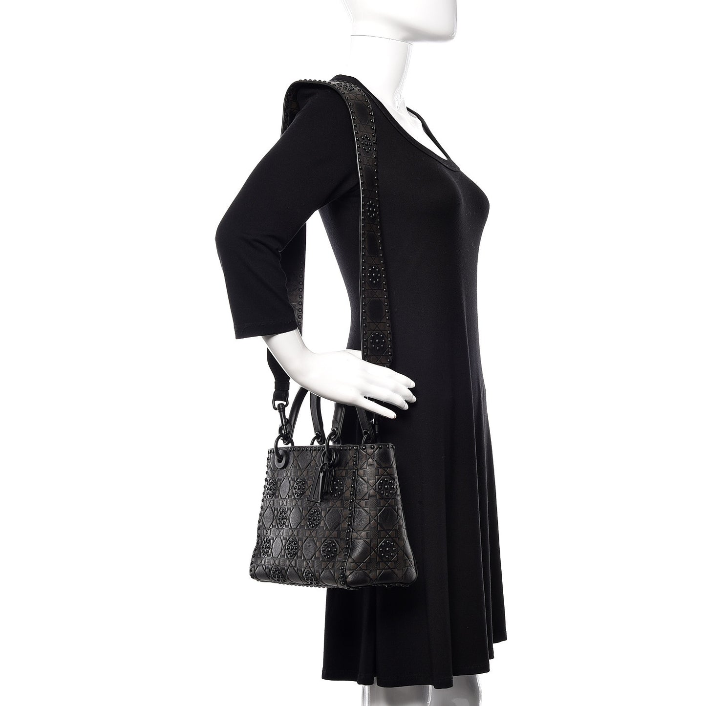 Lambskin Studded Matte Cannage Medium Lady Dior So Black
