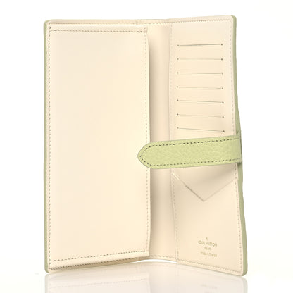 Louis Vuitton Taurillon LV Vertical Capucines Wallet Vert Asnieres Green 5 of 12
