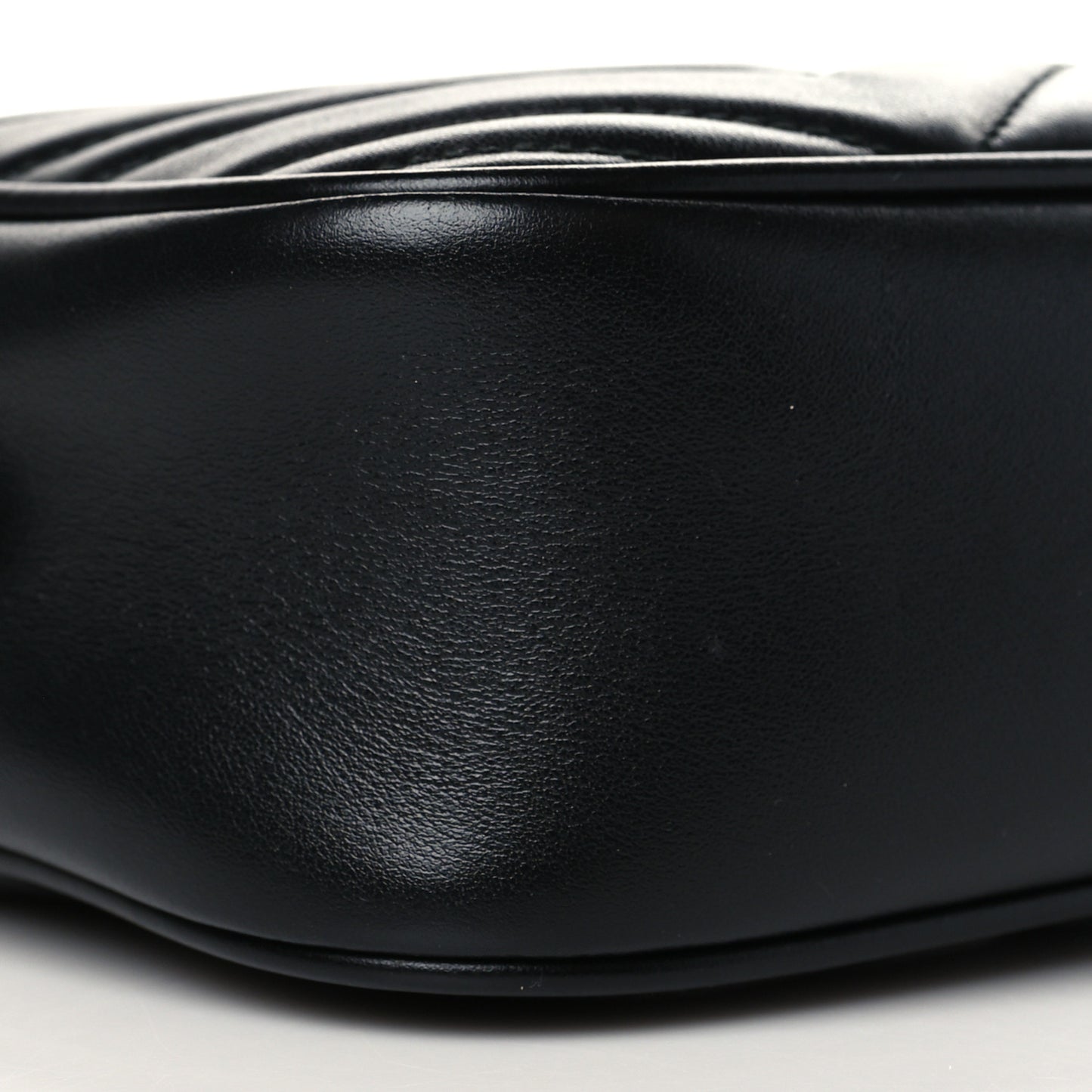 Calfskin Matelasse Small GG Marmont Chain Shoulder Bag Black