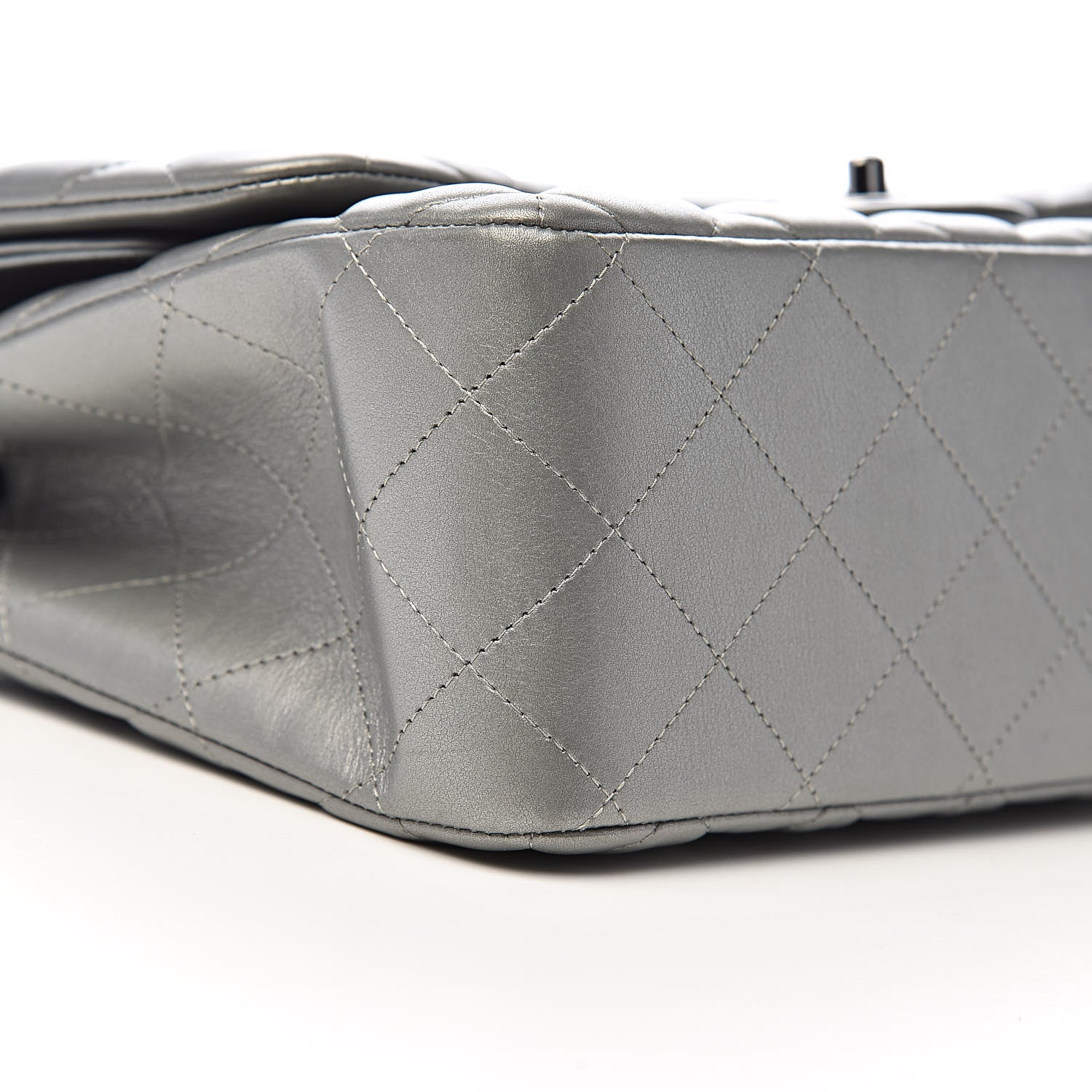 Chanel Metallic Calfskin Quilted Jumbo Double Flap Silver 15 of 20