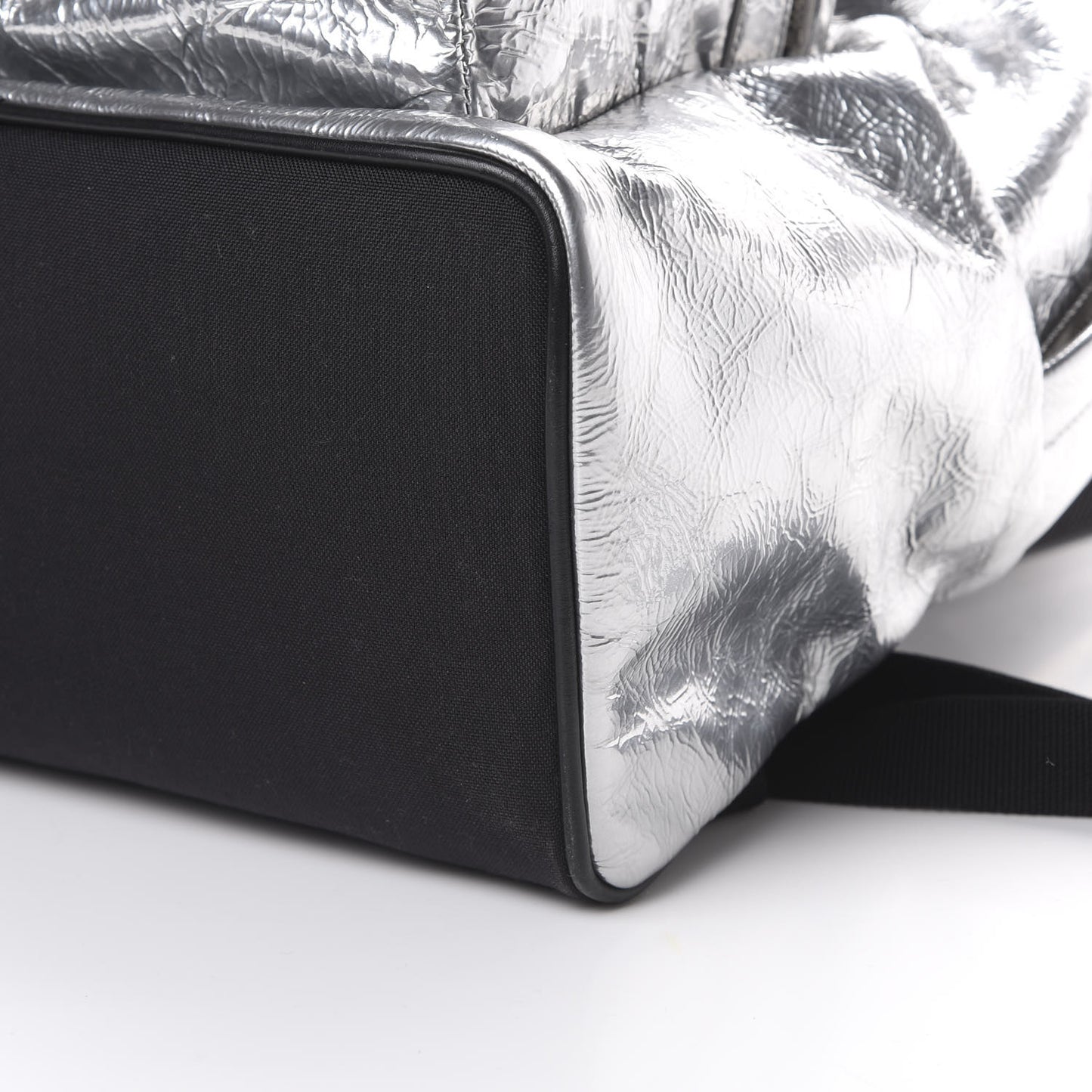 Textured Patent City Backpack Argent