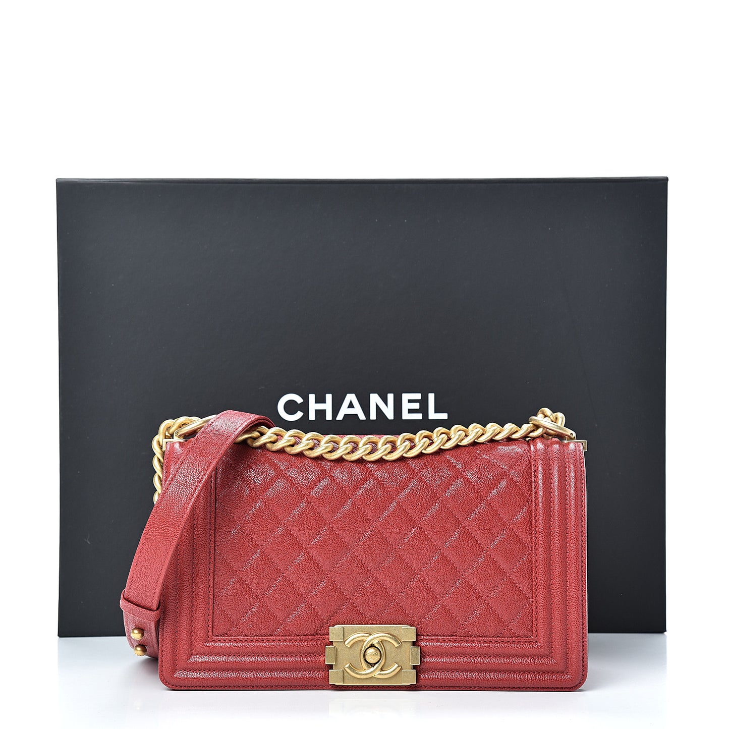 Caviar Quilted Medium Boy Flap Red