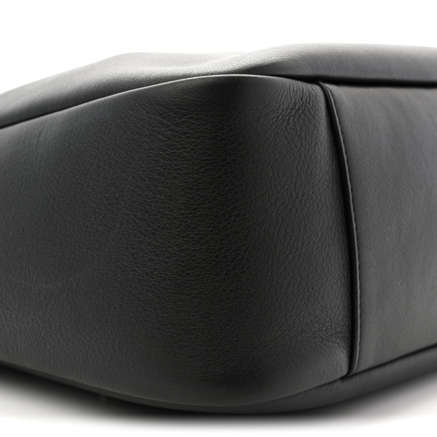 Smooth Calfskin Large Le 5 A 7 Soft Hobo Black