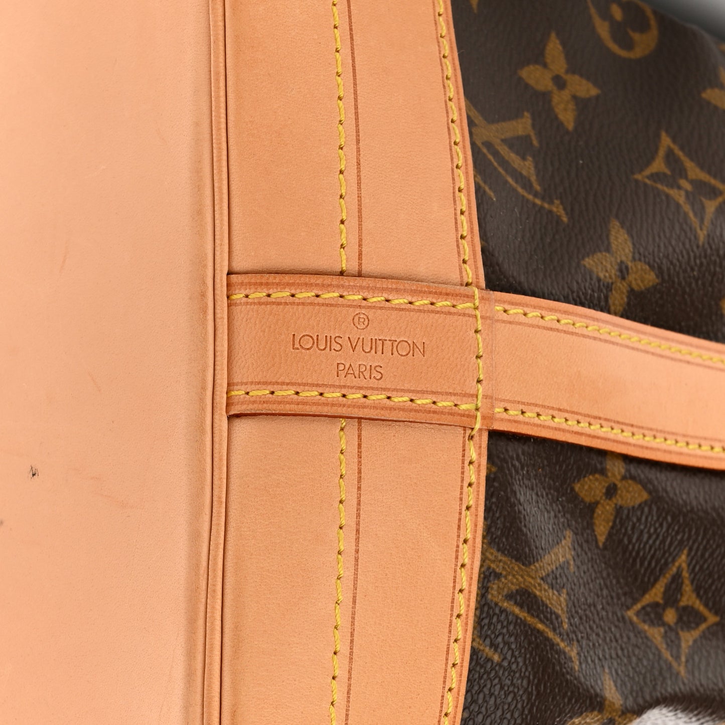 Monogram Noe