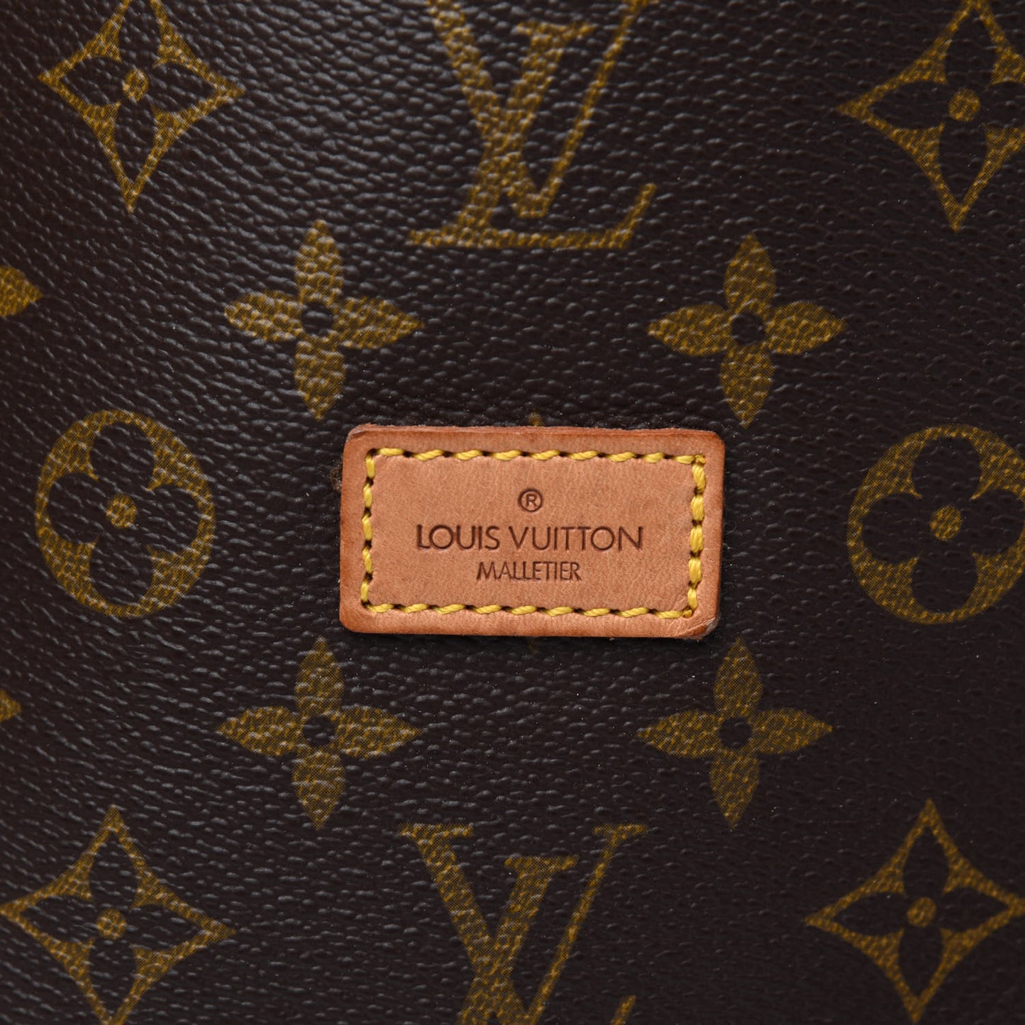 Monogram Saumur 43