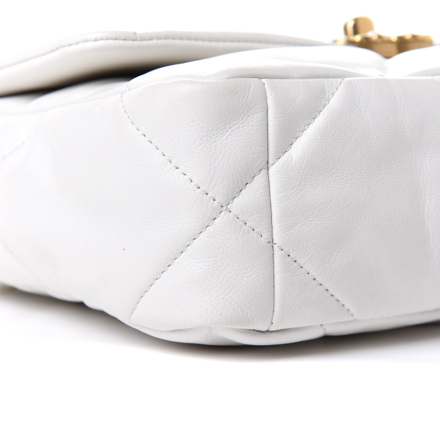 Lambskin Quilted Medium Chanel 19 Flap White