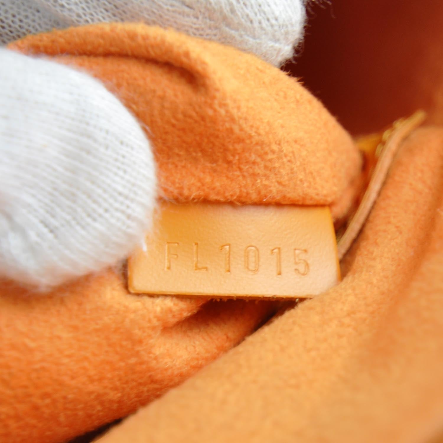 Louis Vuitton Epi Alma Mandarin 8 of 8