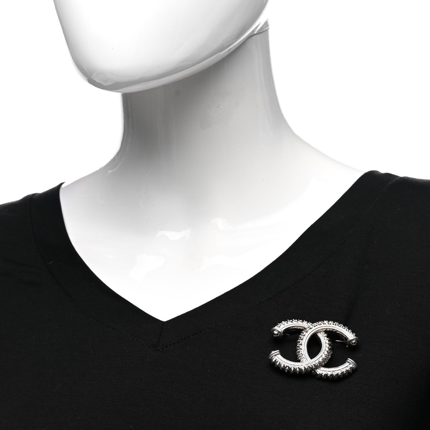 Textured CC Brooch Silver