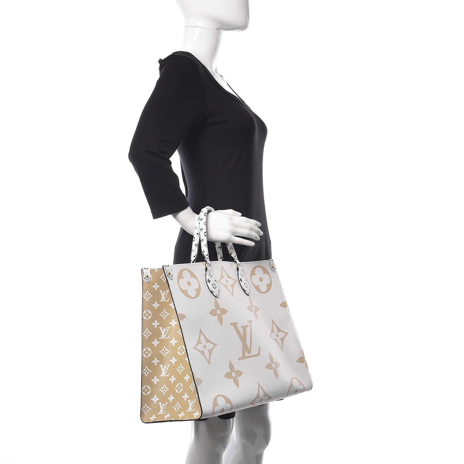 Louis Vuitton Monogram Giant Onthego GM Kaki Beige 2 of 10
