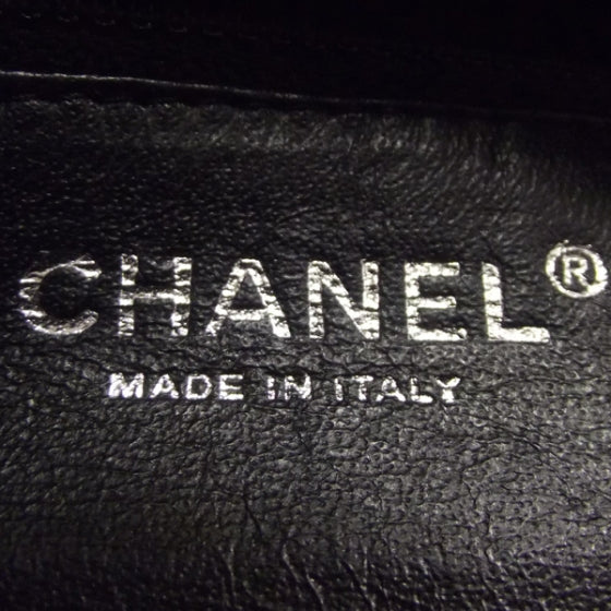 Chanel Patent Quilted Tote Black 8 of 12