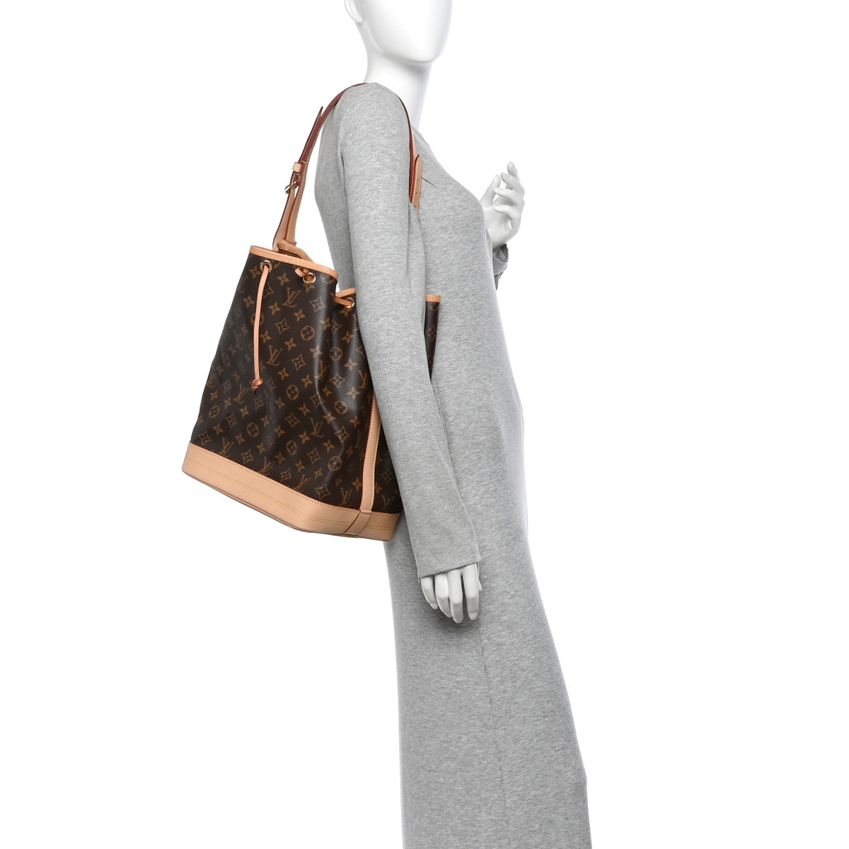 Louis Vuitton Monogram Noe 2 of 10