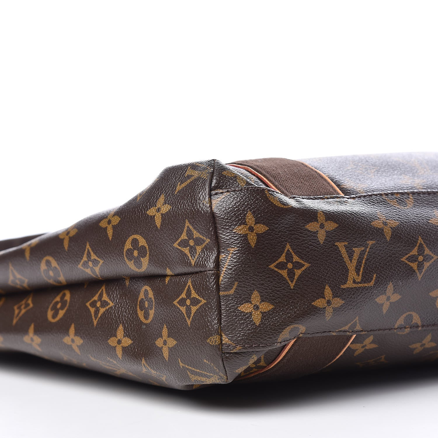 Louis Vuitton Monogram Cabas Beaubourg 6 of 9