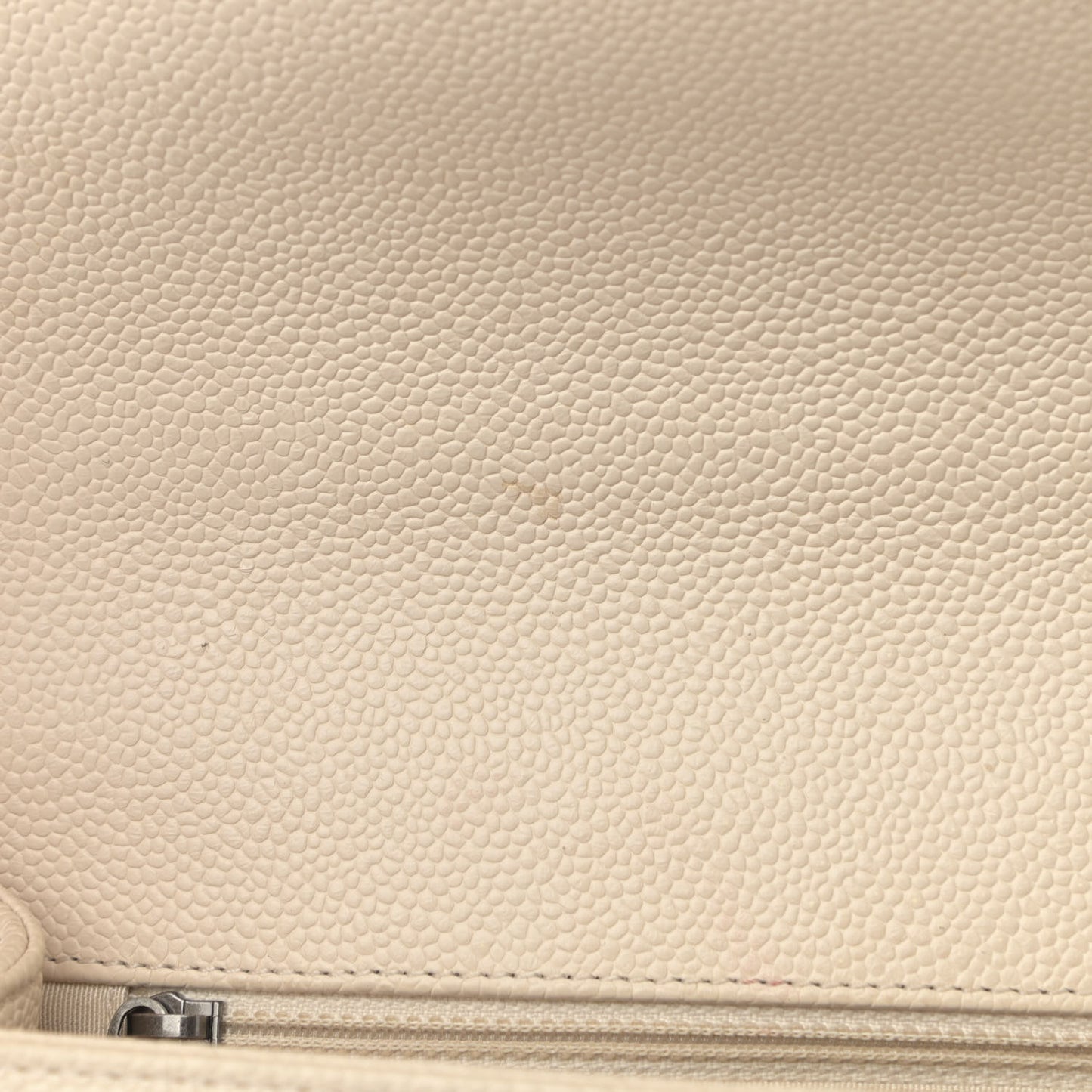 Caviar Chevron Quilted New Medium Boy Flap Beige