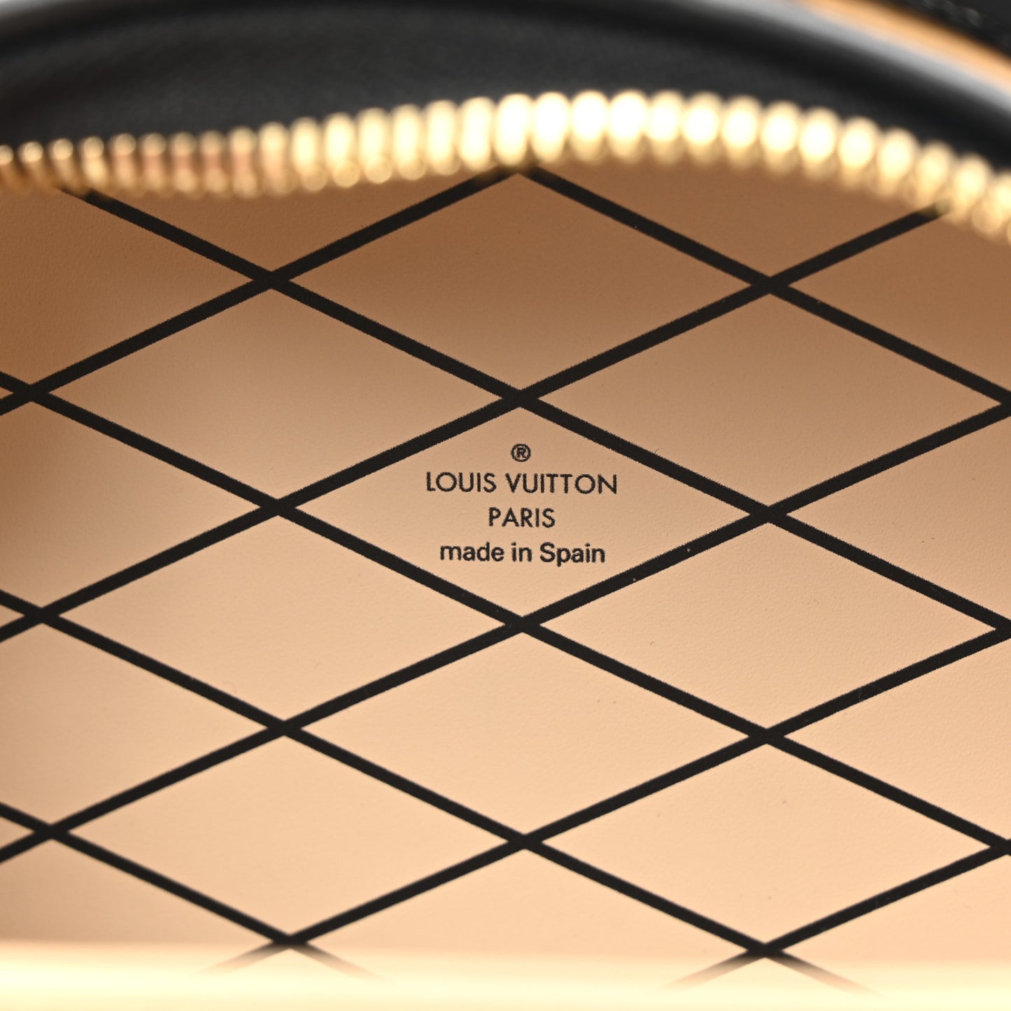Reverse Monogram Mini Boite Chapeau