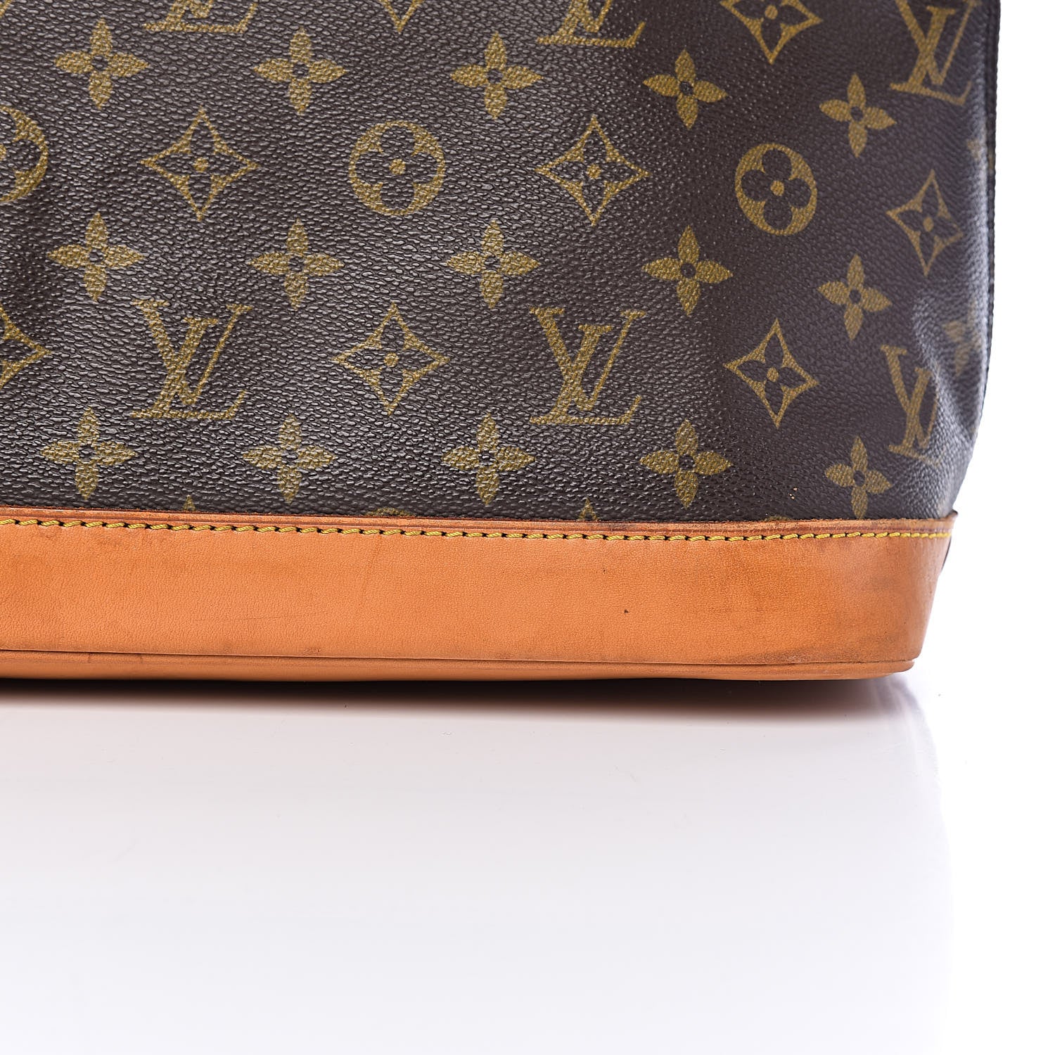 Louis Vuitton Monogram Alma PM 11 of 21
