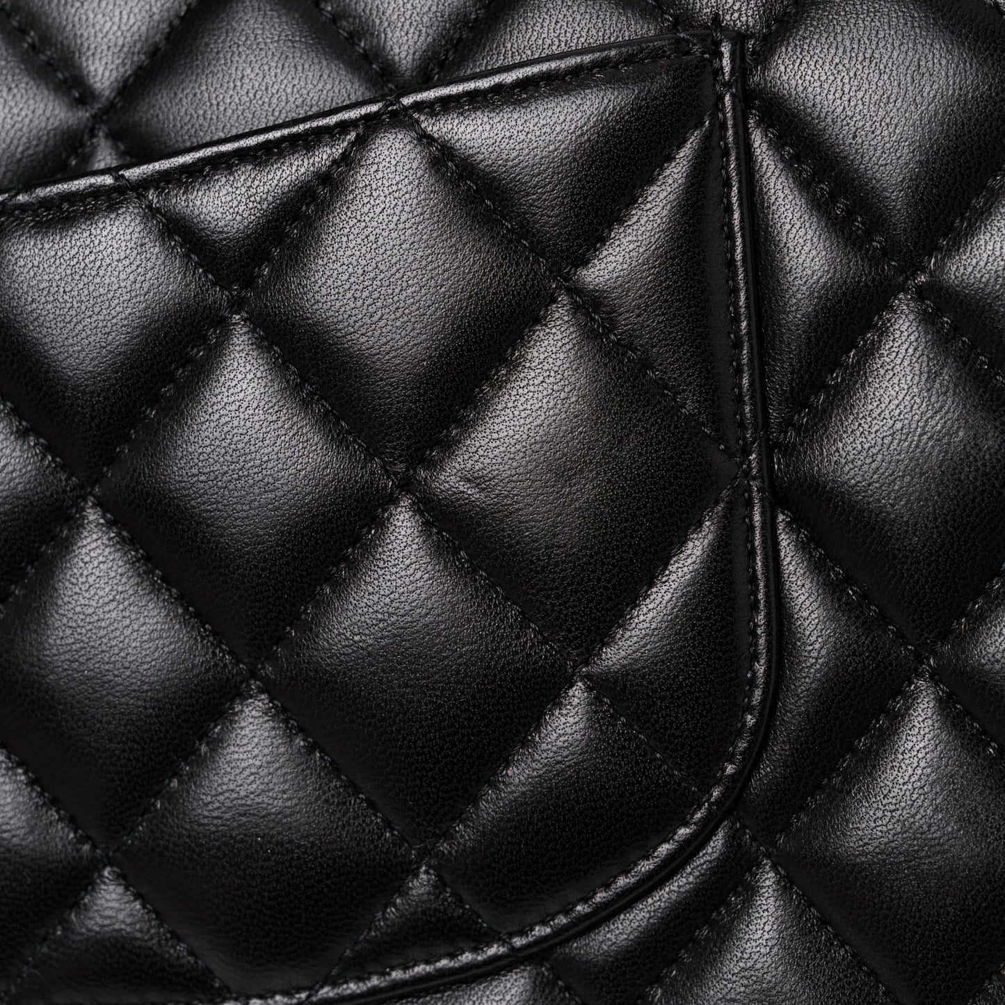 Lambskin Quilted Medium Double Flap Black