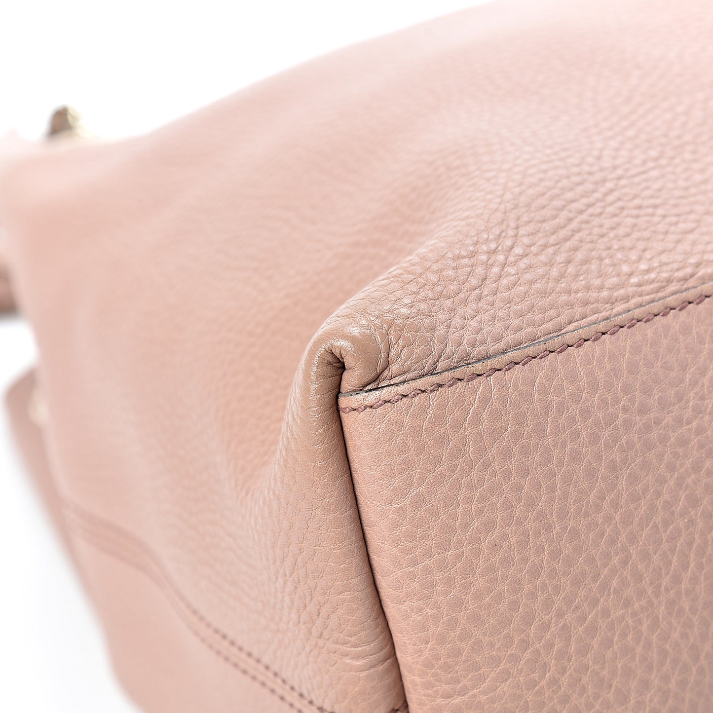 Pebbled Calfskin Medium Soho Chain Shoulder Bag Dark Cipria