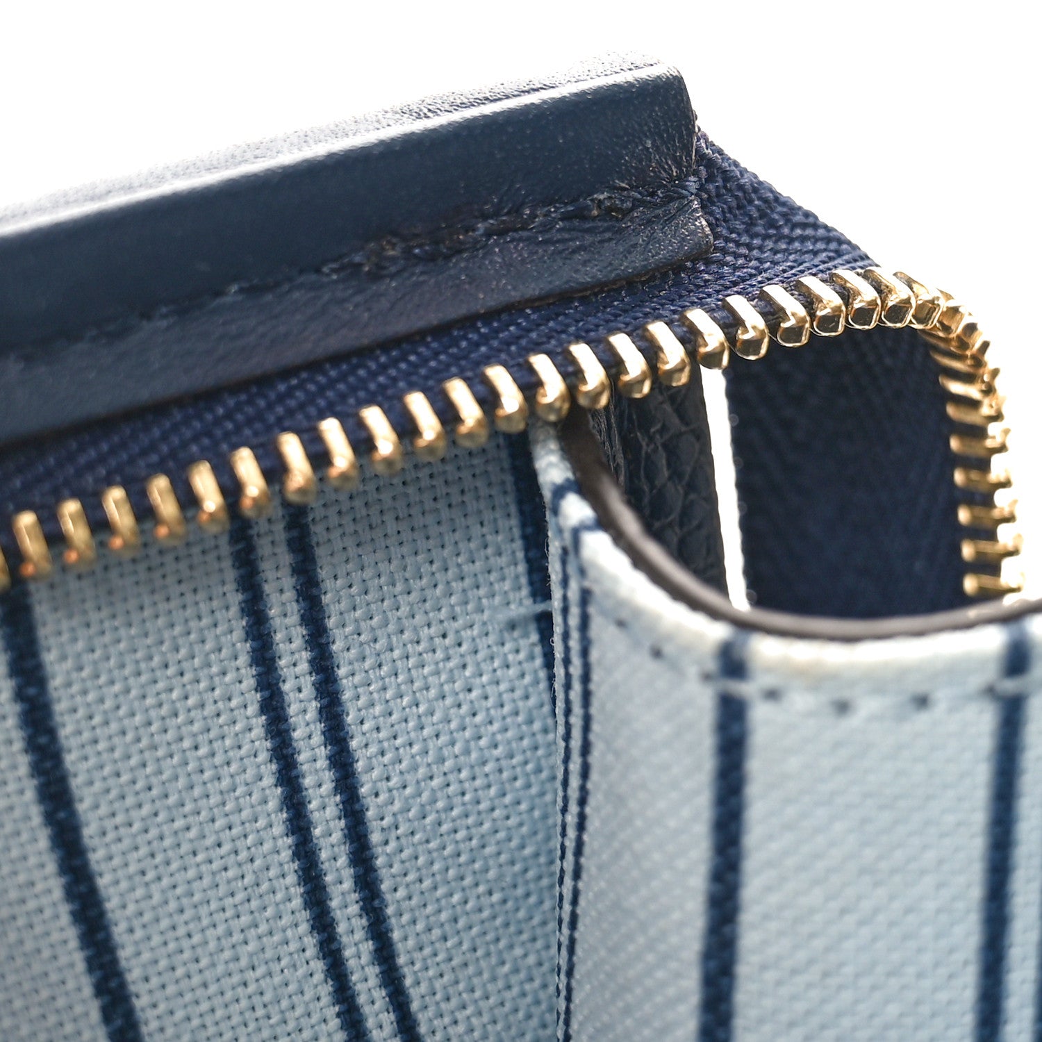 Louis Vuitton Raffia Calfskin Monogram Giant Toiletry Pouch 26 Blue 10 of 11