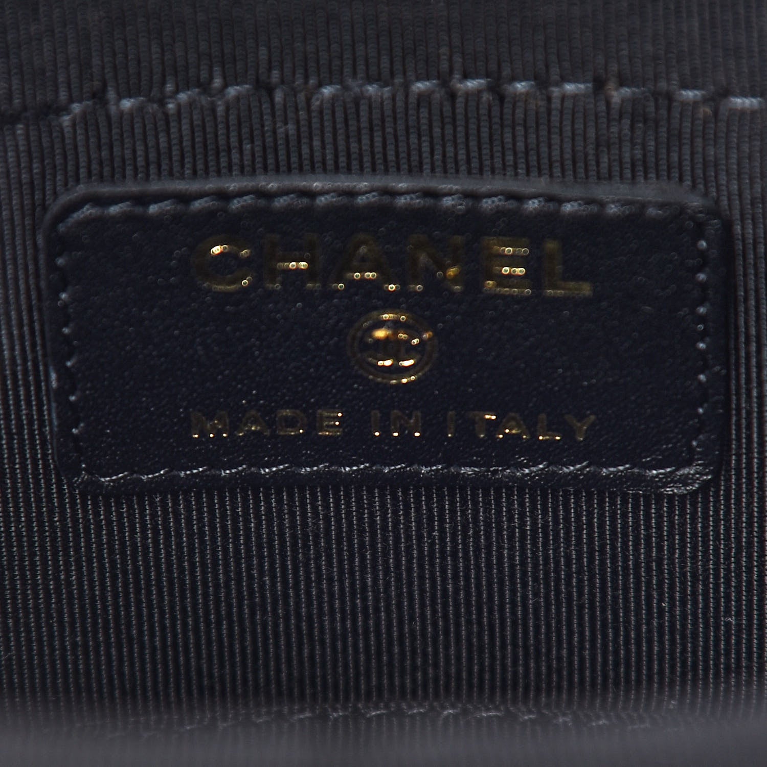 Chanel Patent Quilted Round Small Vanity With Chain Black 5 of 9