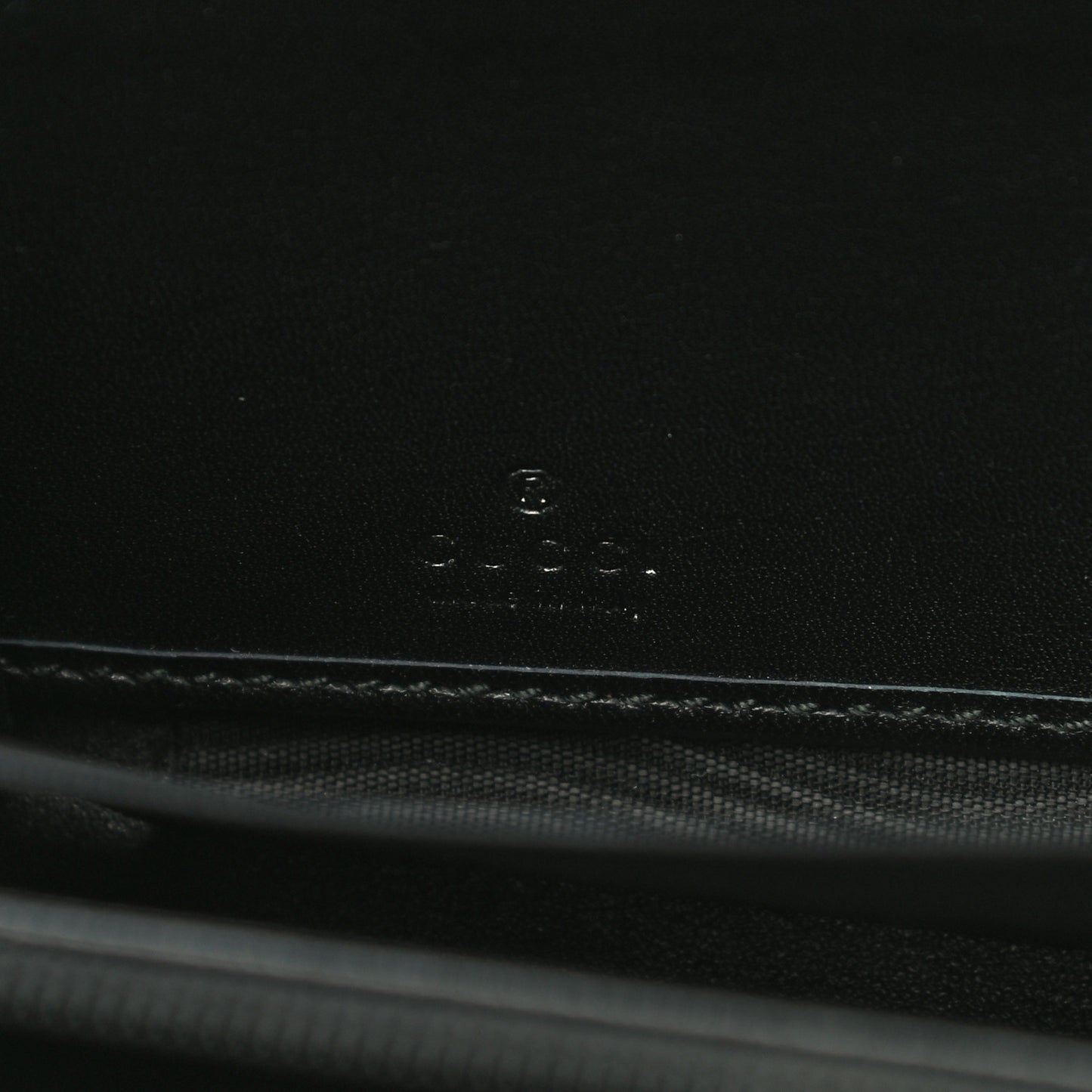 Calfskin Matelasse GG Marmont Zip Around Wallet Black