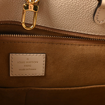 Louis Vuitton Empreinte Monogram Giant Onthego GM Creme 6 of 9