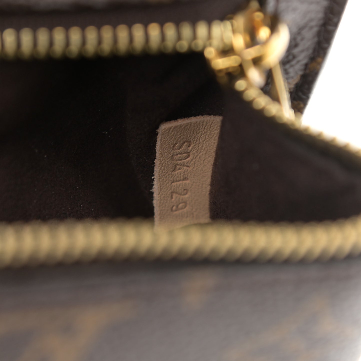 Monogram Pochette Metis