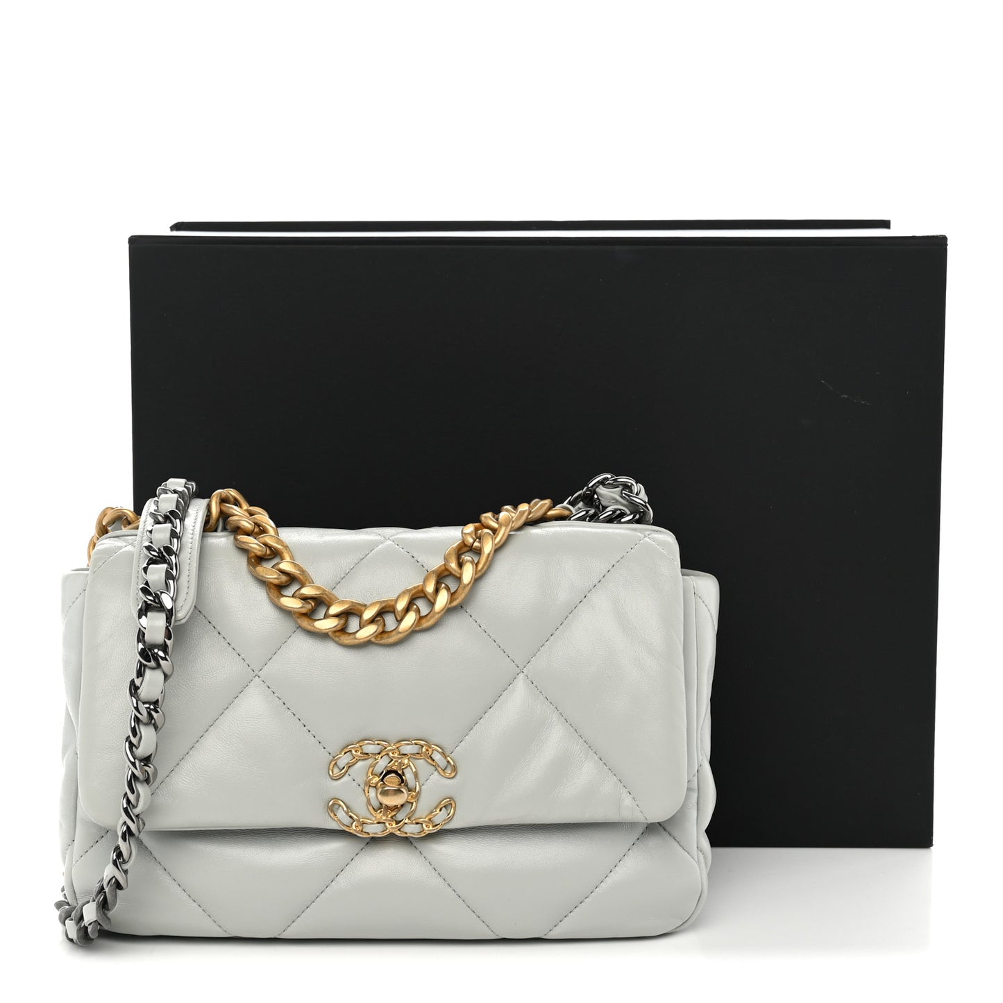 Lambskin Quilted Medium Chanel 19 Flap Grey