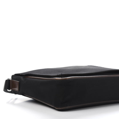 Louis Vuitton Damier Geant Messenger Bag Black 9 of 14