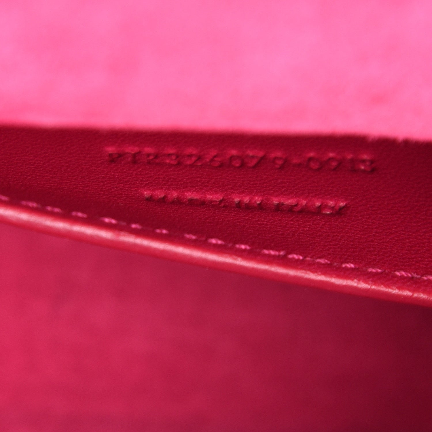 Saint Laurent Grain De Poudre Classic Monogram Cassandre Clutch Lipstick Fuchsia 6 of 10