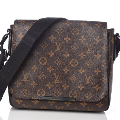 Louis Vuitton Monogram Macassar District PM 7 of 9