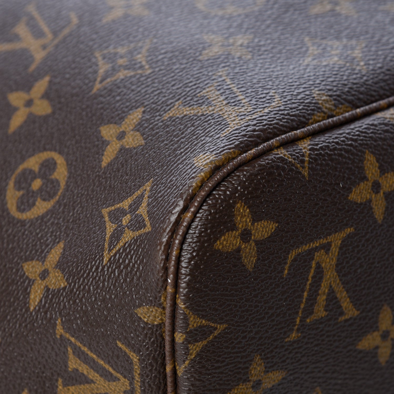Louis Vuitton Monogram Neverfull MM 12 of 15
