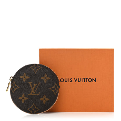 Louis Vuitton Monogram Round Coin Purse 8 of 8