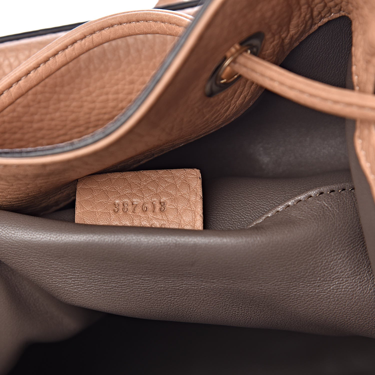Gucci Pebbled Calfskin Miss Bamboo Bucket Bag Camelia 7 of 12